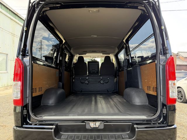 TOYOTA HIACE VAN 2WD 2015 Image 31