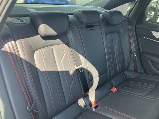 AUDI A6 2023 Image 31