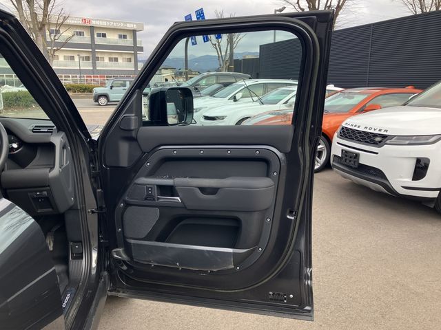 ROVER DEFENDER 2023 Image 31