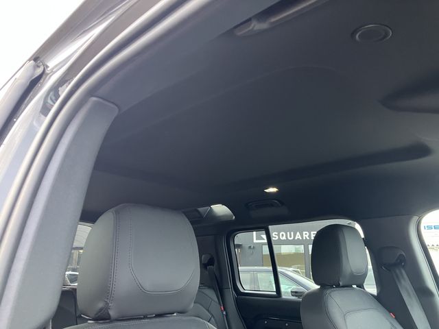 ROVER DEFENDER 2023 Image 31