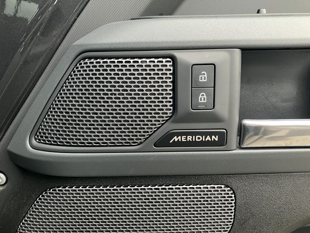 ROVER DEFENDER 2023 Image 31