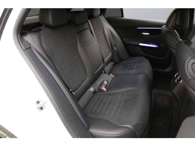 MERCEDES BENZ C CLAS 2025 Image 31