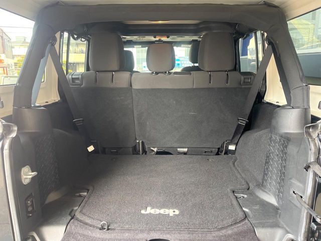 JEEP WRANGLER UNLIMI 2015 Image 31