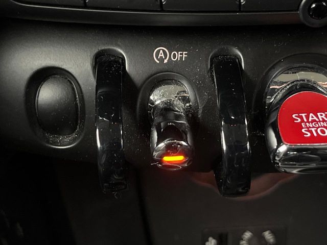 BMW MINI COOPER SD 5 2017 Image 31