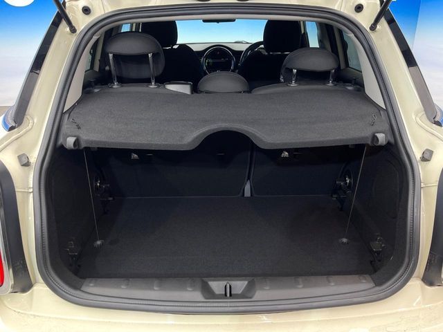 BMW MINI COOPER SD 5 2017 Image 31