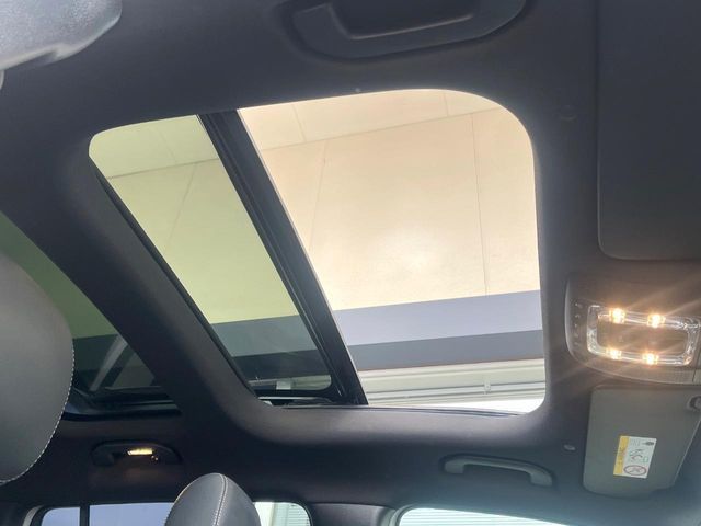 MERCEDES BENZ GLB 2021 Image 31