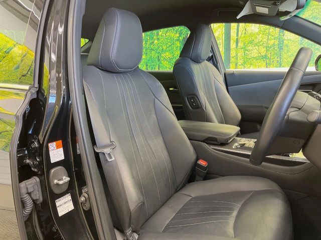 TOYOTA CROWN SEDAN HYBRID 2022 Image 31