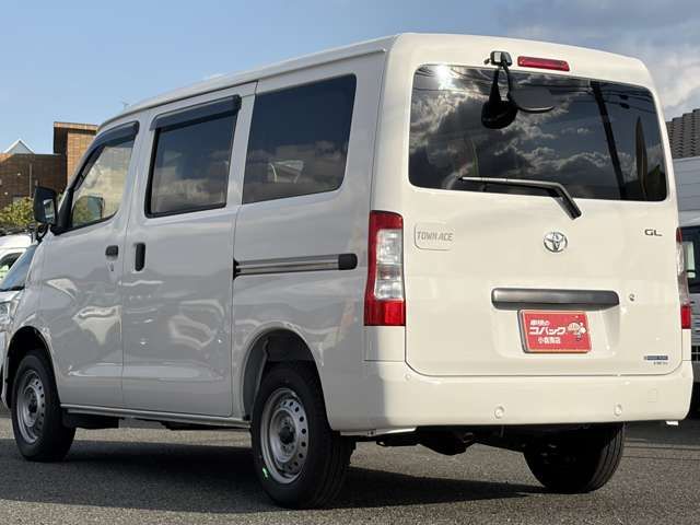 TOYOTA TOWNACE VAN 2WD 2026 Image 31