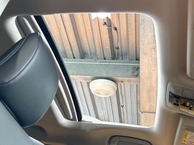 TOYOTA LANDCRUISER PRADO 2023 Image 31