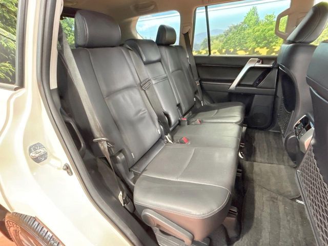 TOYOTA LANDCRUISER PRADO 2023 Image 31