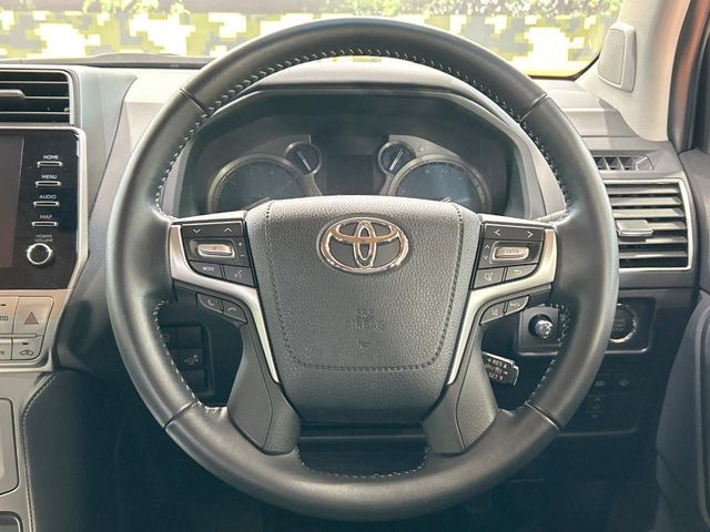 TOYOTA LANDCRUISER PRADO 2023 Image 31