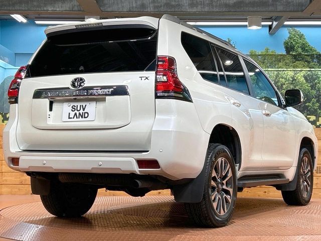 TOYOTA LANDCRUISER PRADO 2023 Image 31