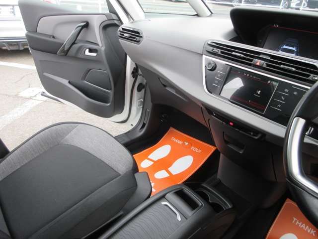 CITROEN C4 PICASSO 2018 Image 31