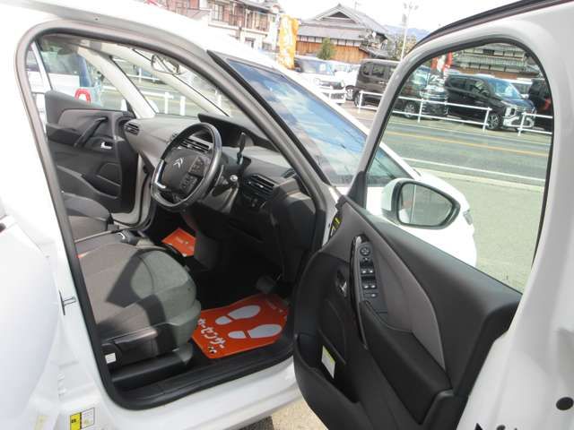 CITROEN C4 PICASSO 2018 Image 31