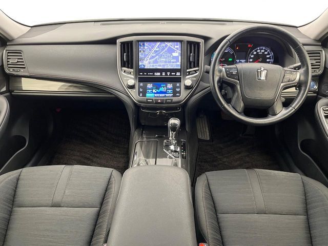 TOYOTA CROWN SEDAN HYBRID 2013 Image 31