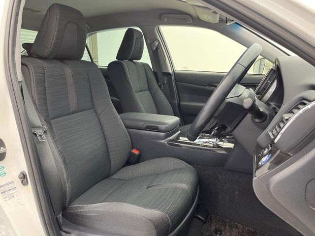 TOYOTA CROWN SEDAN HYBRID 2013 Image 31