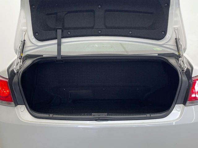 TOYOTA CROWN SEDAN HYBRID 2013 Image 31