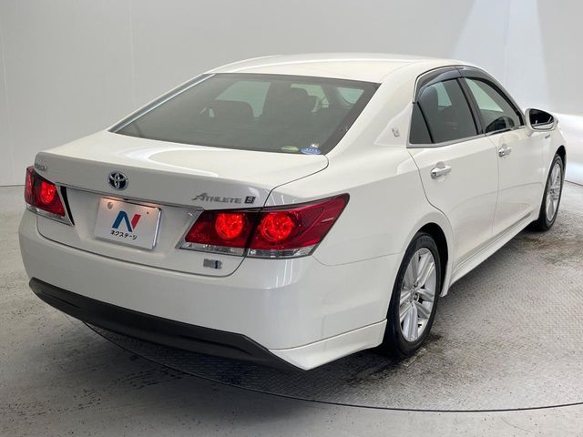 TOYOTA CROWN SEDAN HYBRID 2013 Image 31