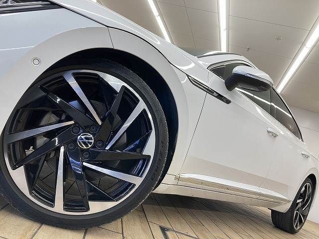 VOLKSWAGEN ARTEON 2021 Image 31