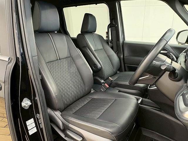 TOYOTA NOAH HYBRID 2024 Image 31