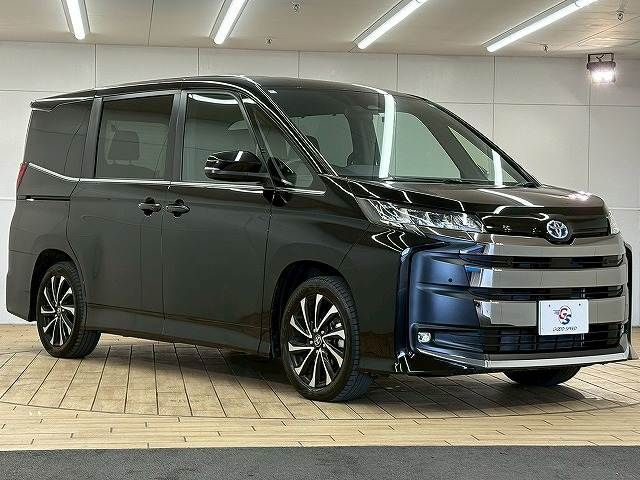 TOYOTA NOAH HYBRID 2024 Image 31