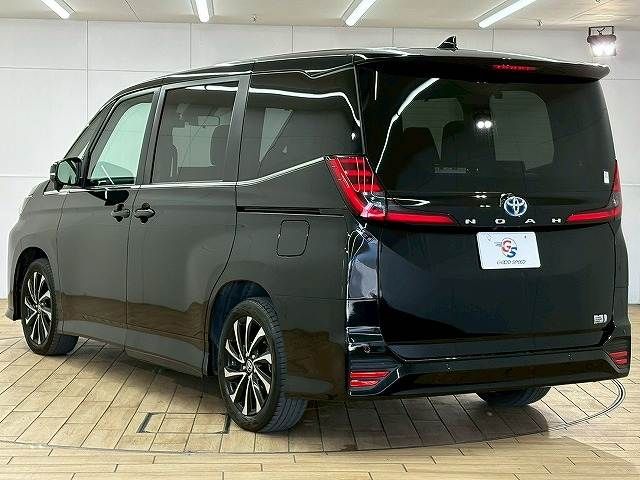 TOYOTA NOAH HYBRID 2024 Image 31