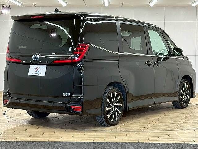 TOYOTA NOAH HYBRID 2024 Image 31