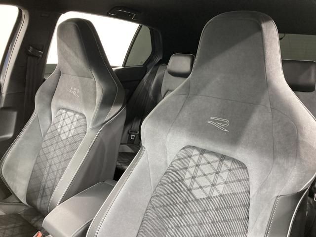 VOLKSWAGEN GOLF 2024 Image 31