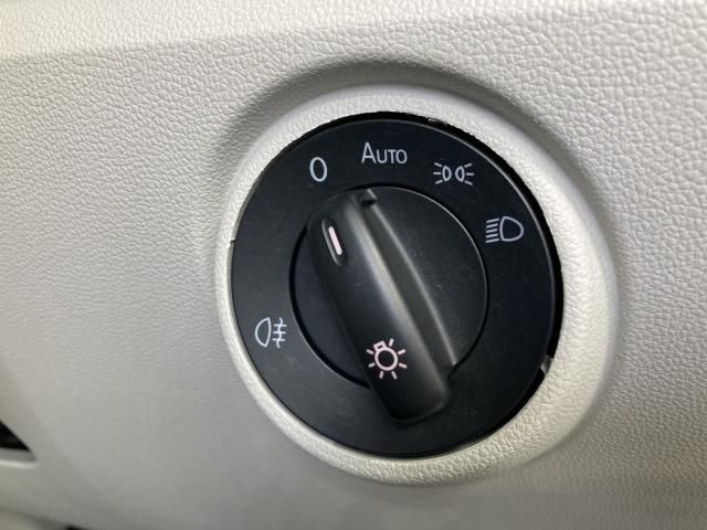 VOLKSWAGEN UP! 2019 Image 31