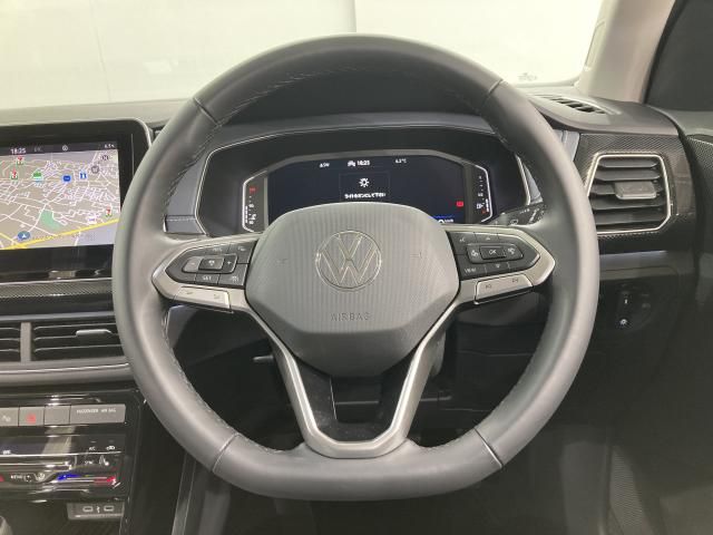 VOLKSWAGEN T-CROSS 2025 Image 31