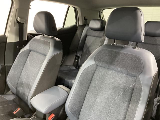 VOLKSWAGEN T-CROSS 2025 Image 31
