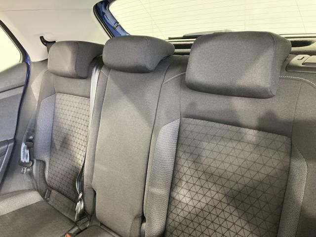 VOLKSWAGEN T-CROSS 2023 Image 31