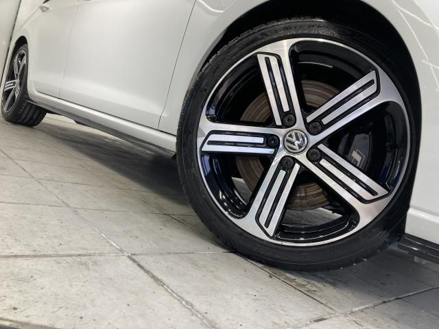 VOLKSWAGEN GOLF R VA 2018 Image 31