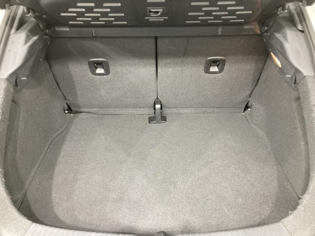 VOLKSWAGEN THE BEETL 2019 Image 31