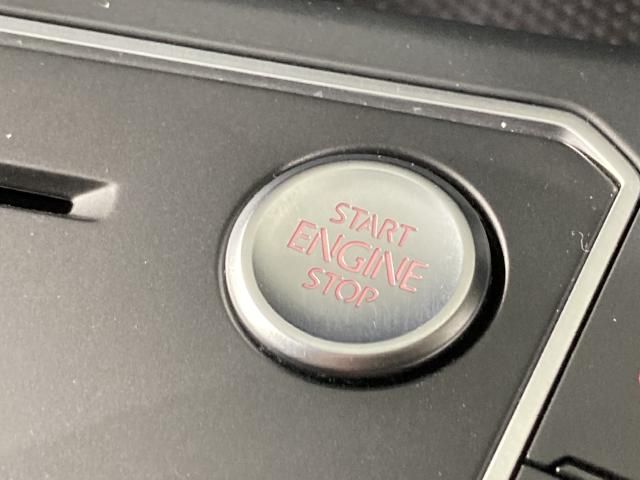 VOLKSWAGEN POLO 2018 Image 31