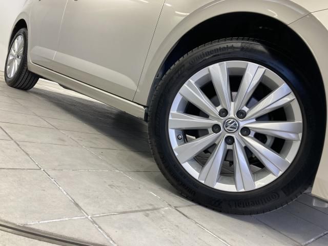 VOLKSWAGEN POLO 2018 Image 31