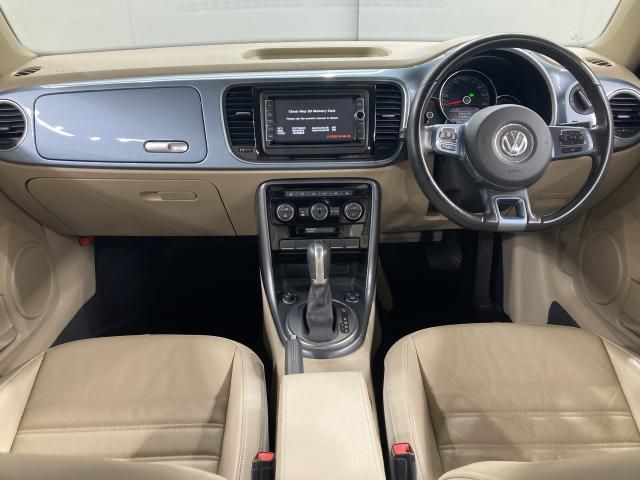 VOLKSWAGEN THE BEETL 2019 Image 31