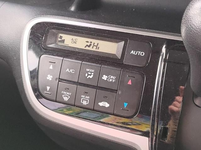 HONDA N BOX CUSTOM 2013 Image 31