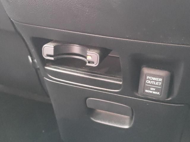 HONDA N BOX CUSTOM 2013 Image 31