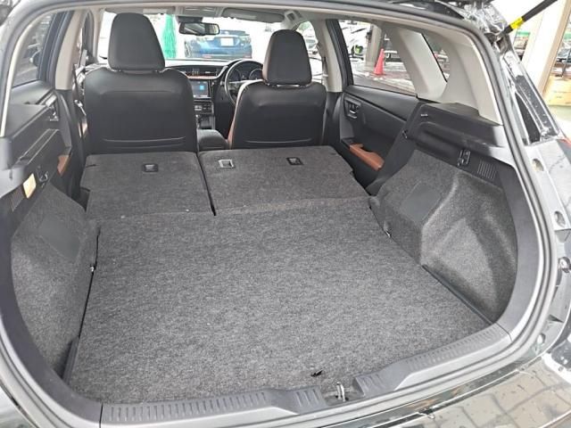 TOYOTA AURIS 2015 Image 31