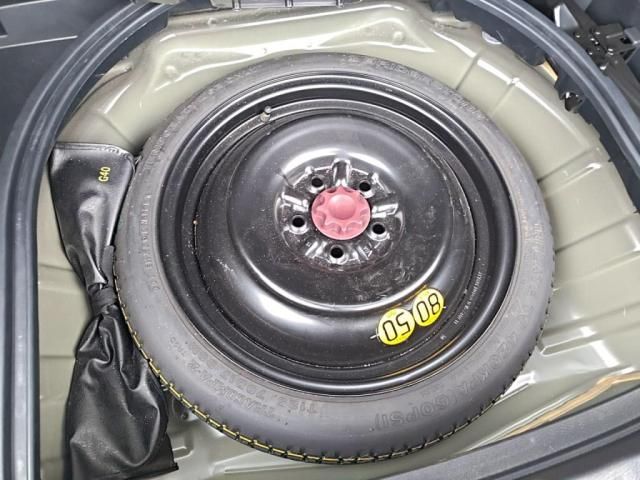 TOYOTA AURIS 2015 Image 31