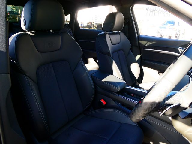 AUDI E-TRON SPORTBAC 2023 Image 31
