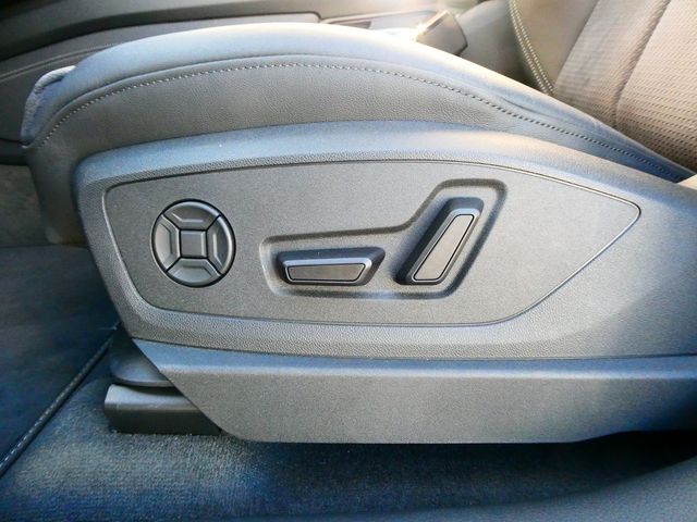 AUDI E-TRON SPORTBAC 2023 Image 31