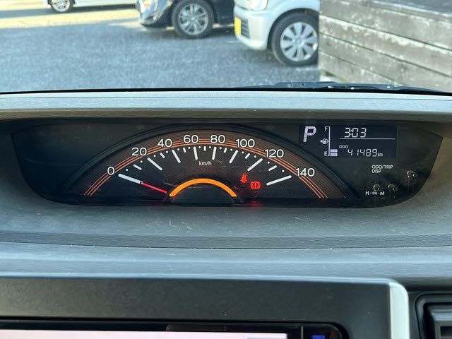 DAIHATSU TANTO 2015 Image 31