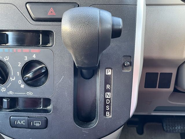 DAIHATSU TANTO 2015 Image 31