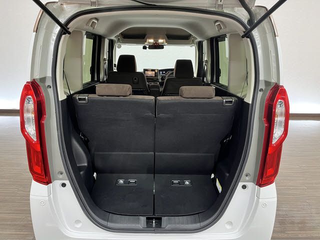 HONDA N BOX 2019 Image 31