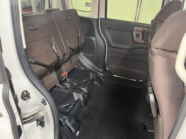 HONDA N BOX 2019 Image 31