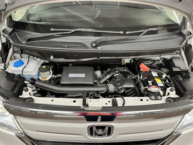 HONDA N BOX 2019 Image 31