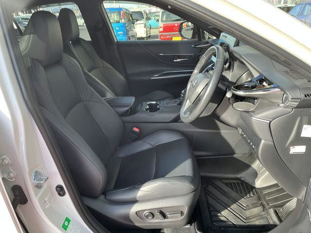 TOYOTA HARRIER 2WD 2021 Image 31