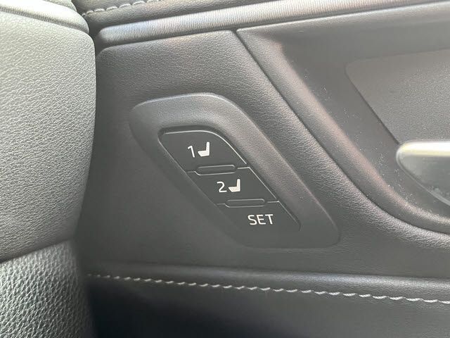 TOYOTA HARRIER 2WD 2021 Image 31